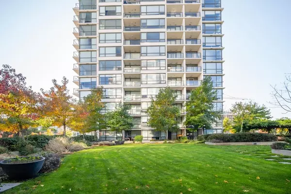Richmond, BC V6X 4L3,7555 Alderbridge WAY #1105