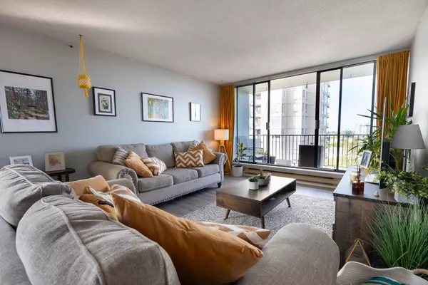 Burnaby, BC V5E 4E6,7235 Salisbury AVE #1404