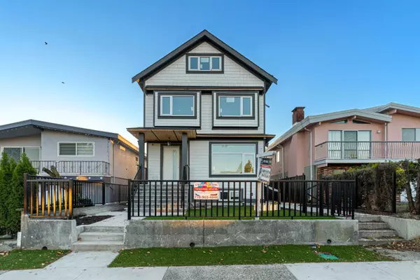 6751 Knight ST, Vancouver, BC V5P 2W4