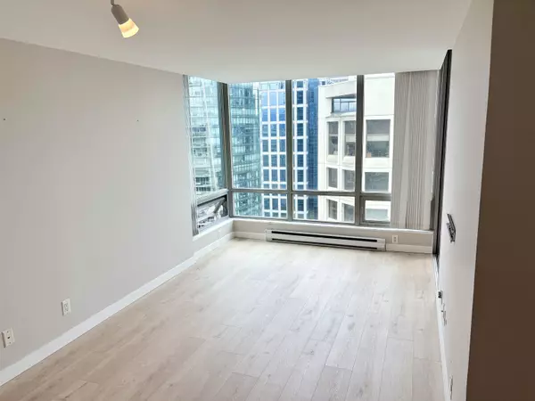 1200 W Georgia #2704, Vancouver, BC V6E 4R2