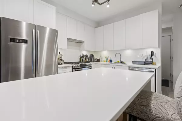 Langley, BC V2Y 3K1,20673 78 AVE #205