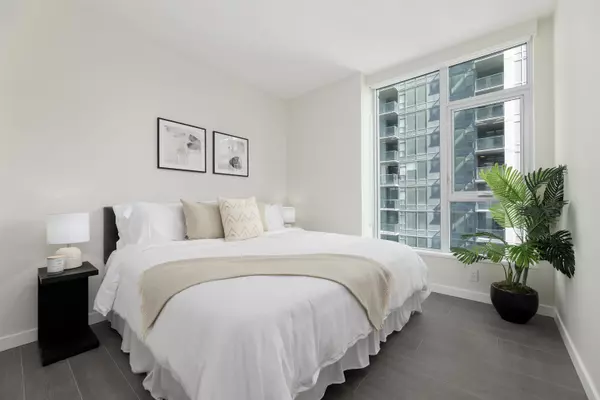 4168 Lougheed HWY #2907 Burnaby, BC V5C 0N9