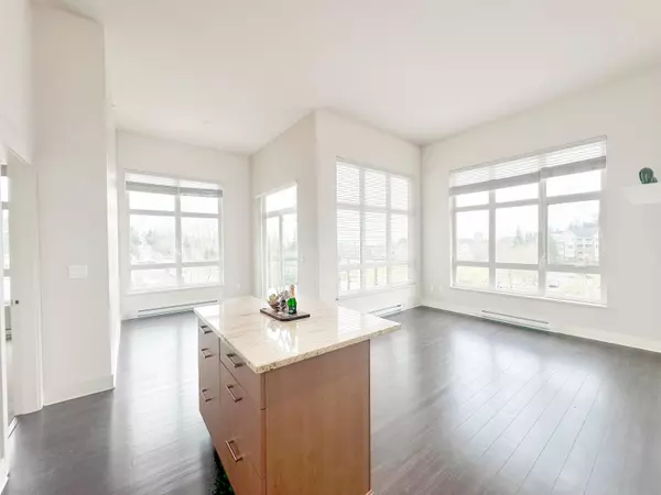 New Westminster, BC V3L 0E8,55 Eighth AVE #418
