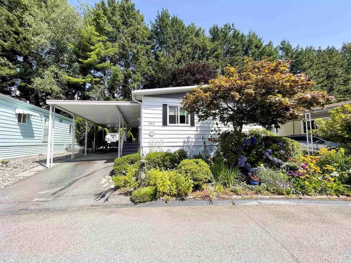Surrey, BC V4A 4X4,1840 160 ST #305