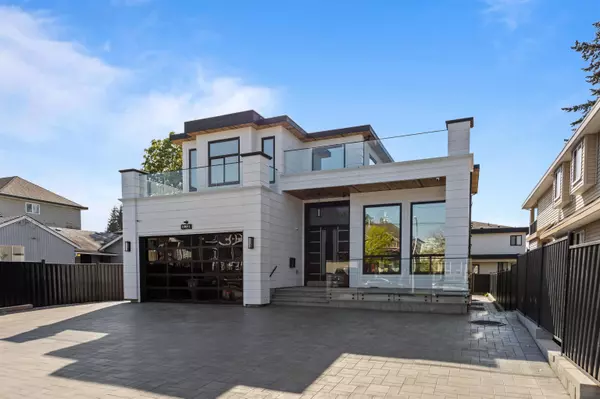 Surrey, BC V3T 3L9,10851 130 ST