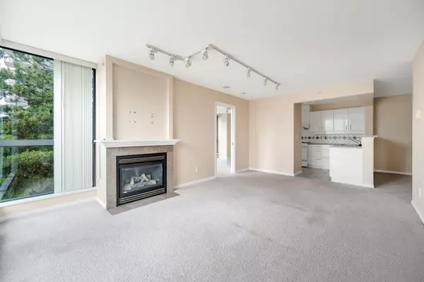 Burnaby, BC V5H 4V9,4788 Hazel ST #301