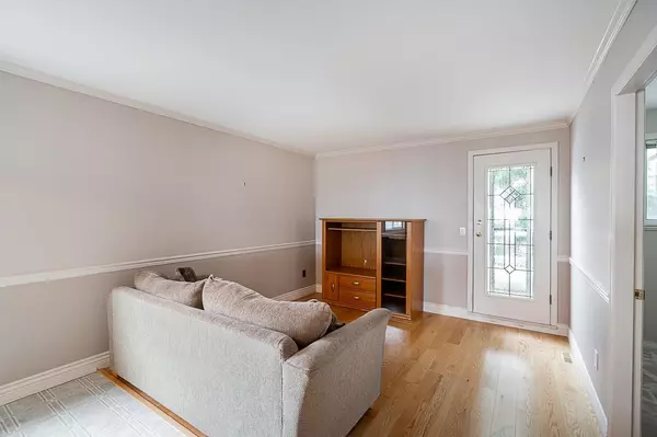 White Rock, BC V4B 1P6,15154 Beachview AVE