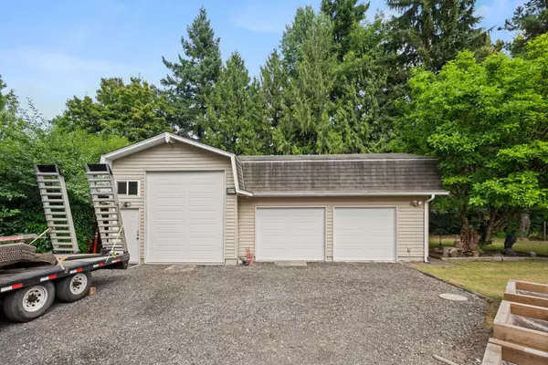 Langley, BC V2Z 1G6,5796 244 ST