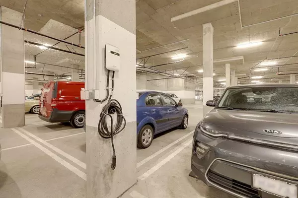 Langley, BC V2Y 4J4,8150 207 ST #D321