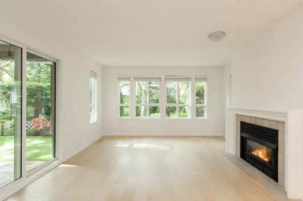 Surrey, BC V3X 3K6,6363 121 ST #106