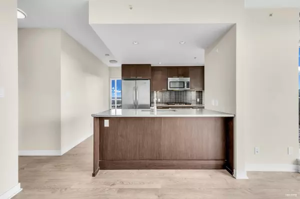 2975 Atlantic AVE #2307, Coquitlam, BC V3B 0C5