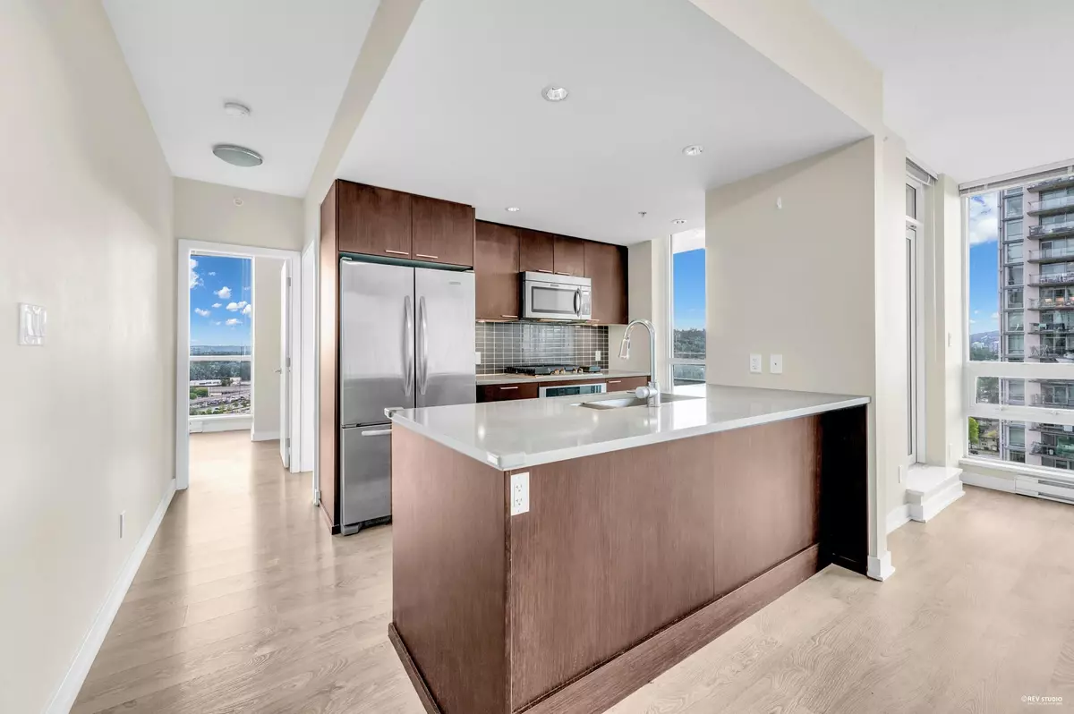 Coquitlam, BC V3B 0C5,2975 Atlantic AVE #2307