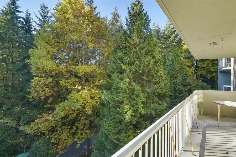 2020 Fullerton AVE #508, North Vancouver, BC V7P 3G3