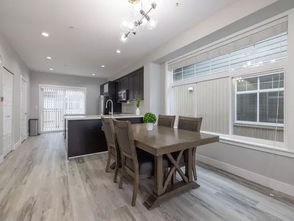 Langley, BC V2Y 0K9,20966 77a AVE #42