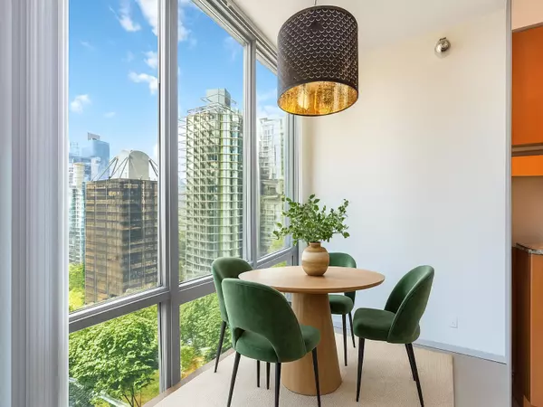 Vancouver, BC V6E 4R3,1288 W Georgia ST #1408