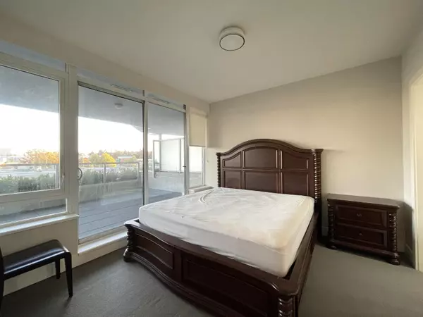 West Vancouver, BC V7T 0B1,888 Arthur Erickson PL #100