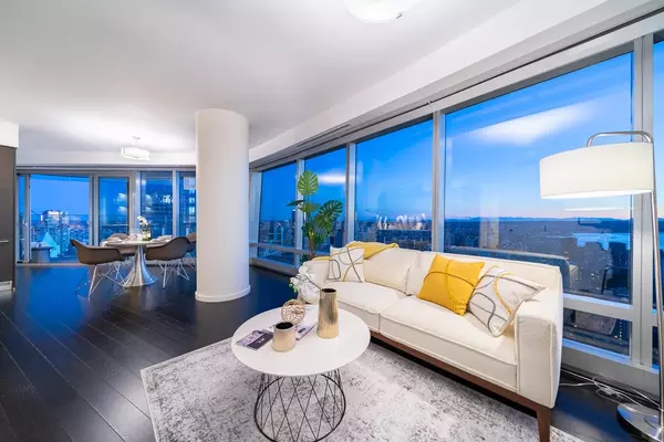 Vancouver, BC V6E 0B3,1151 W Georgia ST #4502