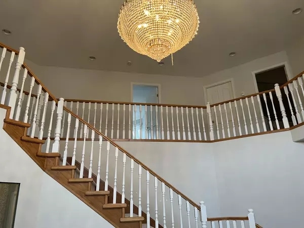 Surrey, BC V4P 1P9,14527 30 AVE