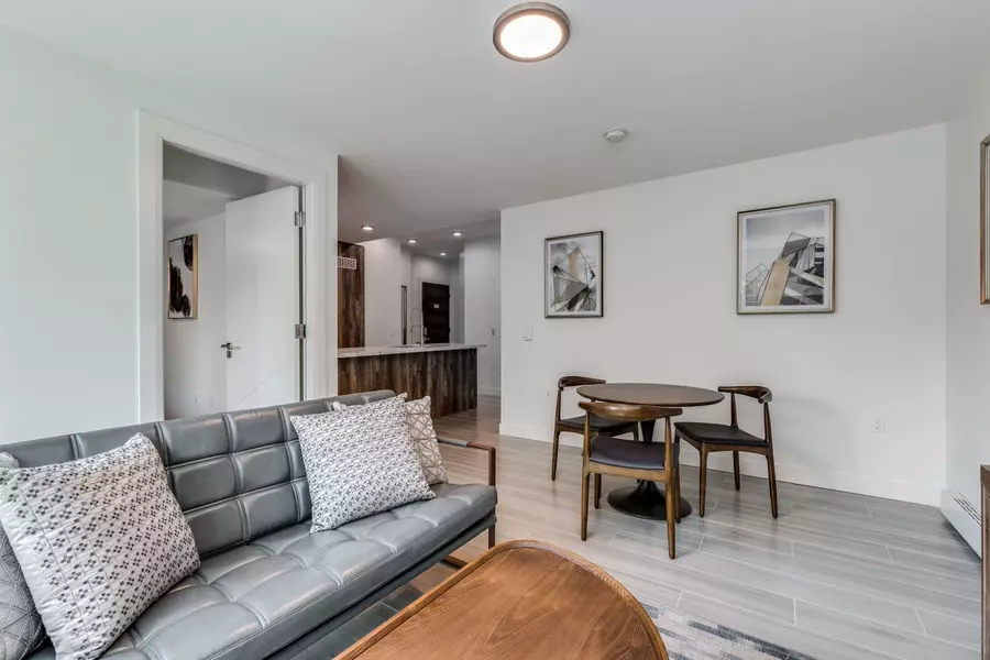 1168 Pendrell Street #301, Vancouver, BC V6E 1L4