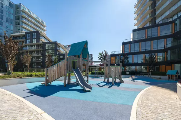 Richmond, BC V6Y 0M4,6655 Buswell ST #510