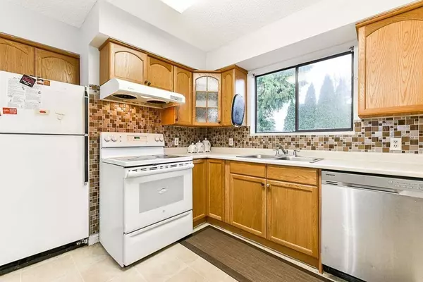 Delta, BC V4C 7L1,11516 Parkwood PL