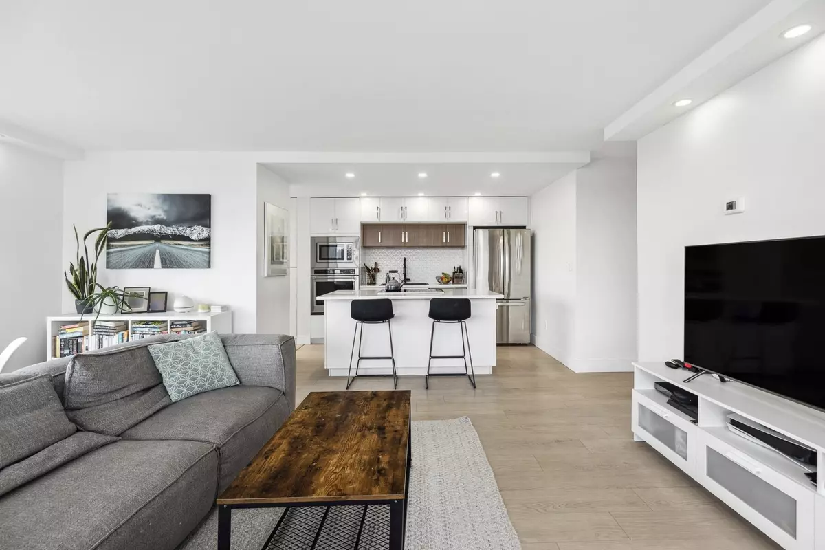 North Vancouver, BC V7L 4M9,140 E Keith RD #1003
