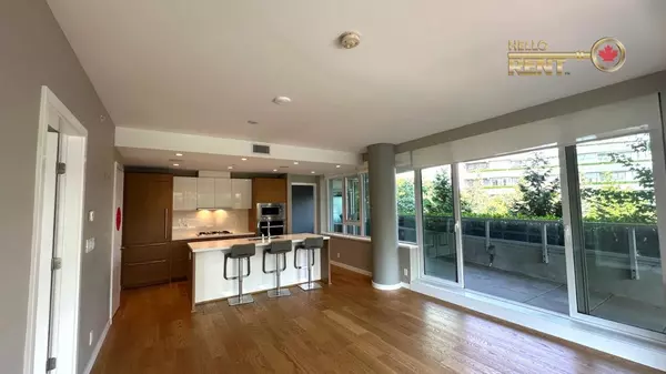 788 Arthur Erickson PL #000 West Vancouver, BC V7T 0B6