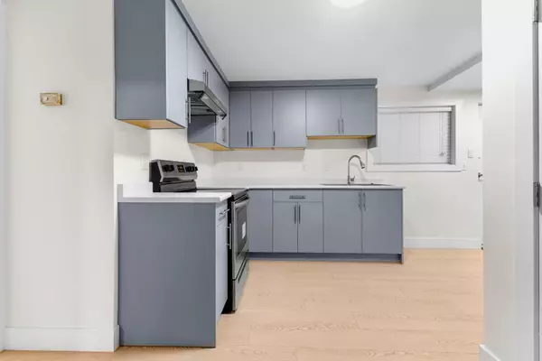 Delta, BC V4C 3B2,11633 87a AVE