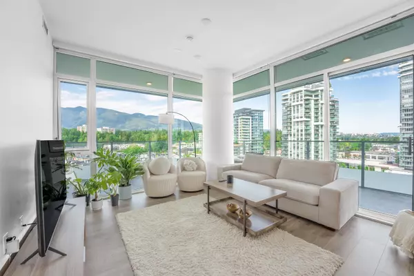 200 Klahanie CT #902, West Vancouver, BC V7P 0E4