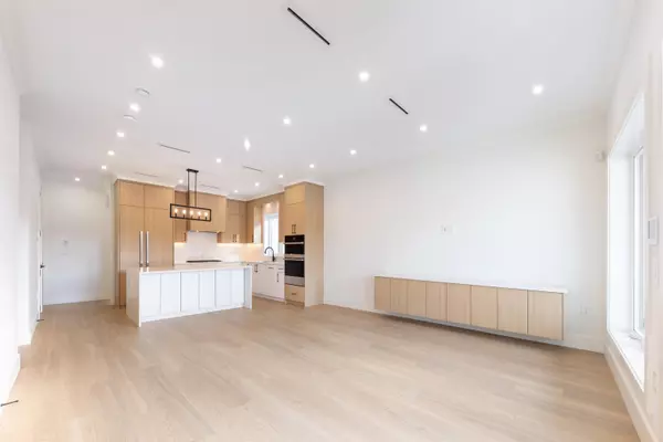 Richmond, BC V7A 1H8,10446 Williams RD