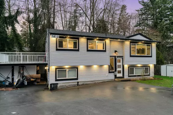 7813 140 ST, Surrey, BC V3W 5K1