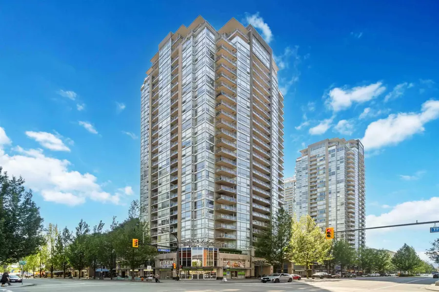 2978 Glen DR #2102, Coquitlam, BC V3B 0C3