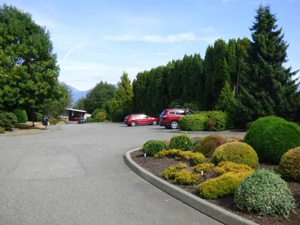 Chilliwack, BC V2P 4Y3,8725 Elm DR #208