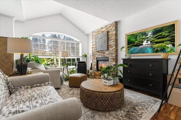 Langley, BC V3A 7R4,4493 208a ST