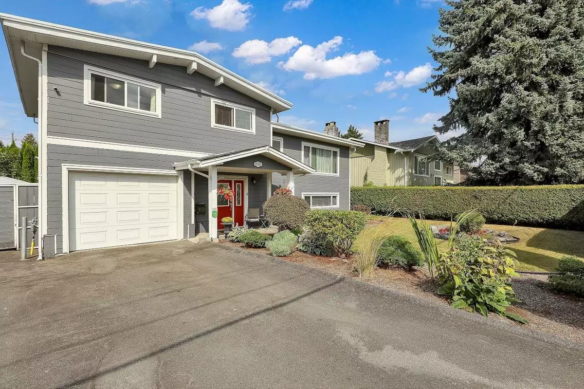 Surrey, BC V3R 4H5,10941 152nd ST