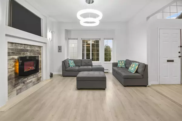 Surrey, BC V3S 3M6,8213 152 ST