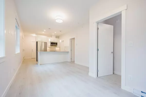 32690 14th AVE #406 Mission, BC V2V 0K5