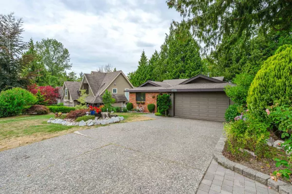 6751 Westview DR, Delta, BC V4E 2L7