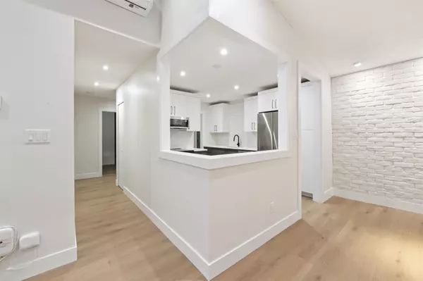 33400 Bourquin PL #313 Abbotsford, BC V2S 5G3