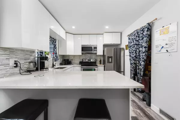 Port Coquitlam, BC V3C 3J3,3141 Raleigh ST