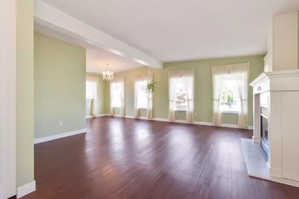 Surrey, BC V4A 7V3,2303 Cranley DR #86