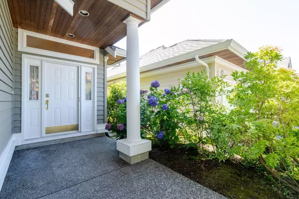 Surrey, BC V4A 7E8,1881 144 ST #9