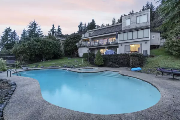 West Vancouver, BC V7S 2R9,1591 Chartwell DR