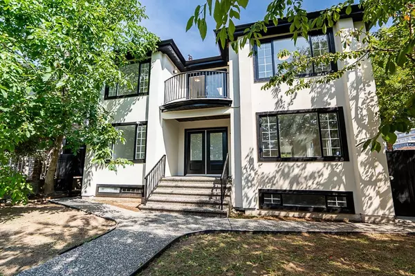 1594 Whitsell AVE, Burnaby, BC V5C 5E6