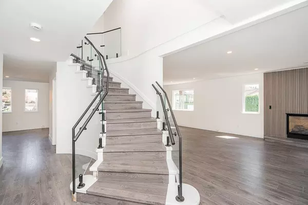 Burnaby, BC V5C 5E6,1594 Whitsell AVE