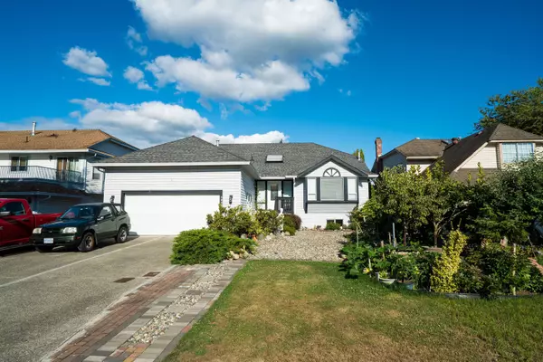9420 157 ST, Surrey, BC V4N 3B5