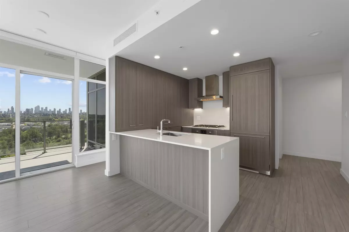Burnaby, BC V5C 0M2,2351 Beta AVE #2401