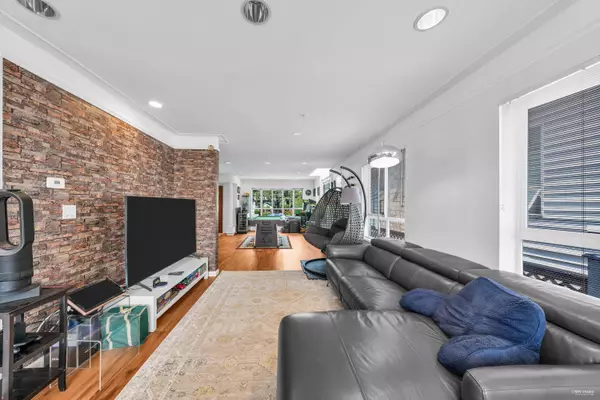 Vancouver, BC V6L 1H3,2848 W 20th AVE