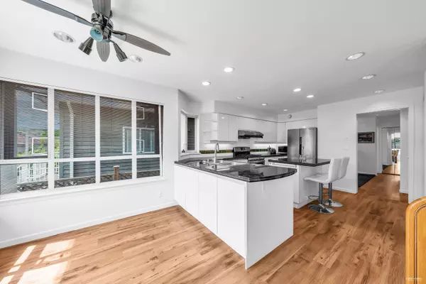 Vancouver, BC V6L 1H3,2848 W 20th AVE
