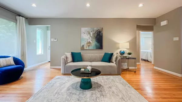 Vancouver, BC V5S 3K9,6656 Butler ST